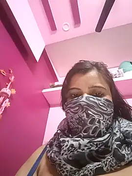 Snapshot of RESHMA_21 chatting on 12.25.24 RESHMA 21 online show from 12.25.24