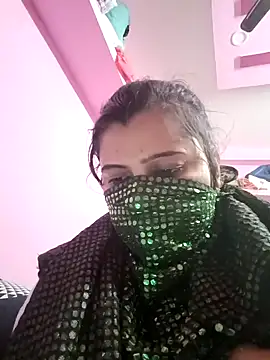 Snapshot of RESHMA_21 chatting on 12.31.24 RESHMA 21 online show from 12.31.24