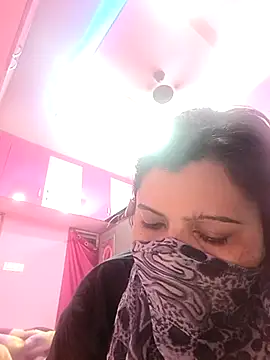 Snapshot of RESHMA_21 chatting on 10.16.25 RESHMA 21 online show from 10.16.25