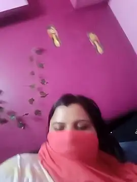 Snapshot of RESHMA_21 chatting on 10.30.25 RESHMA 21 online show from 10.30.25