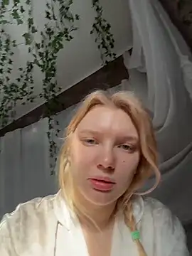 Snapshot of AmmyHot chatting on 02.27.26 AmmyHot online show from 02.27.26