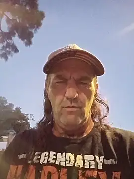 Hotbodyscottie online show from 10.19.25