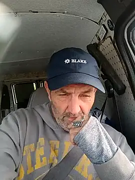 Hotbodyscottie online show from 11.28.25