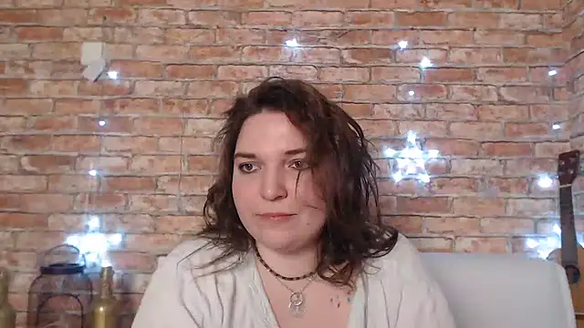 Snapshot of Amelia_Kiss_ chatting on 12.31.24 Amelia Kiss online show from 12.31.24
