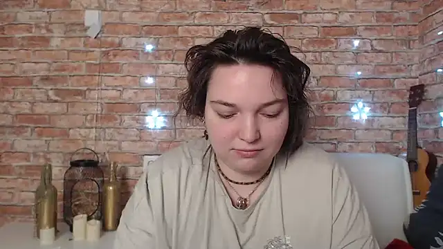 Snapshot of Amelia_Kiss_ chatting on 01.02.25 Amelia Kiss online show from 01.02.25