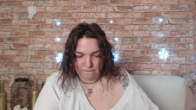 Snapshot of Amelia_Kiss_ chatting on 01.16.25 Amelia Kiss online show from 01.16.25