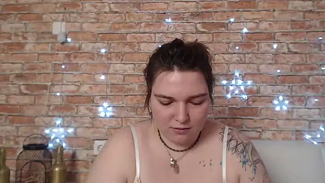 Snapshot of Amelia_Kiss_ chatting on 01.25.25 Amelia Kiss online show from 01.25.25