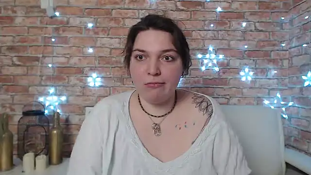 Snapshot of Amelia_Kiss_ chatting on 01.31.25 Amelia Kiss online show from 01.31.25