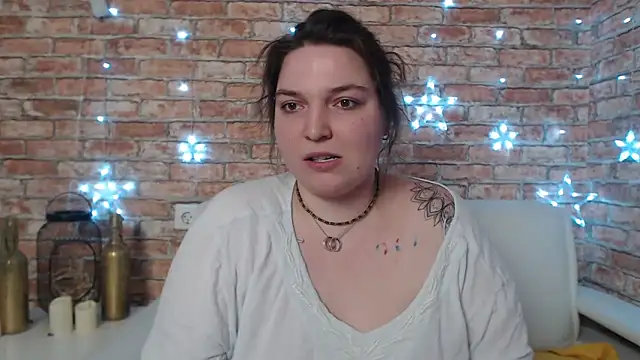 Snapshot of Amelia_Kiss_ chatting on 01.31.25 Amelia Kiss online show from 01.31.25
