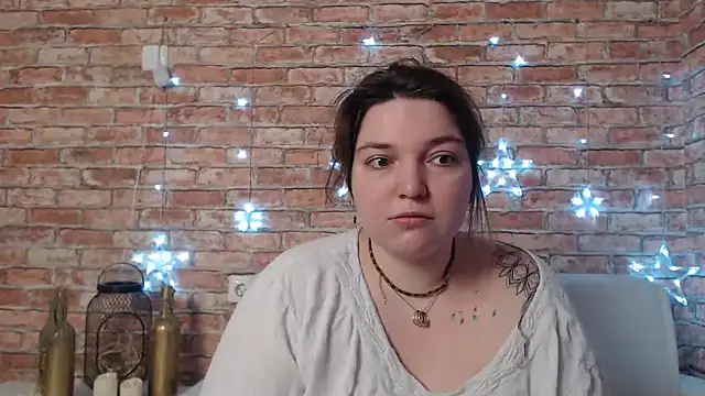 Snapshot of Amelia_Kiss_ chatting on 02.01.25 Amelia Kiss online show from 02.01.25