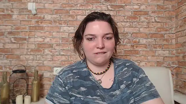 Snapshot of Amelia_Kiss_ chatting on 02.21.25 Amelia Kiss online show from 02.21.25
