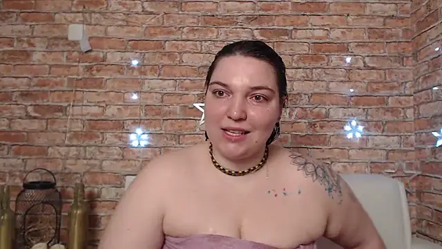 Snapshot of Amelia_Kiss_ chatting on 03.08.25 Amelia Kiss online show from 03.08.25