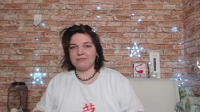 Snapshot of Amelia_Kiss_ chatting on 09.18.25 Amelia Kiss online show from 09.18.25