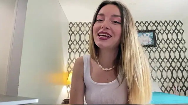 SirenaBelle online show from 02.09.25