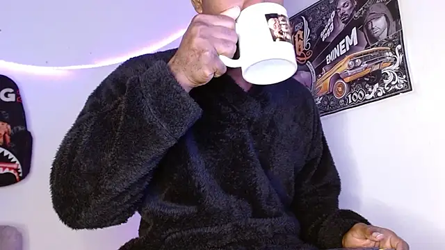 king  Black online show from 01.10.26