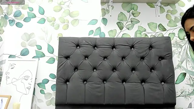 atilanadiaz7 online show from 02.04.25