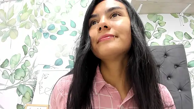 atilanadiaz7 online show from 09.26.25