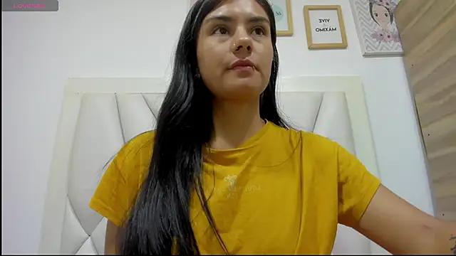 atilanadiaz7 online show from 03.18.26