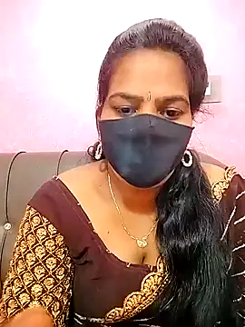 Snapshot of melina214 chatting on 07.15.26 melina214 online show from 07.15.26