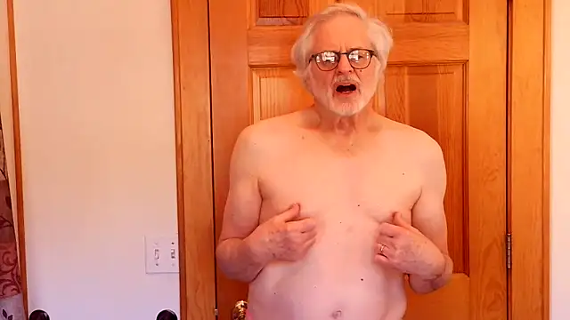 stripfun23 online show from 03.12.26