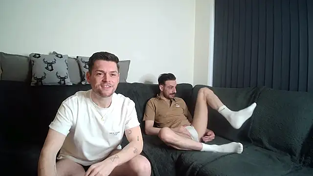 twotwinkhusbandss online show from 04.28.26