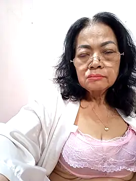 Hotestlove online show from 03.20.25