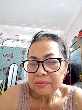 Hotestlove online show from 10.02.25