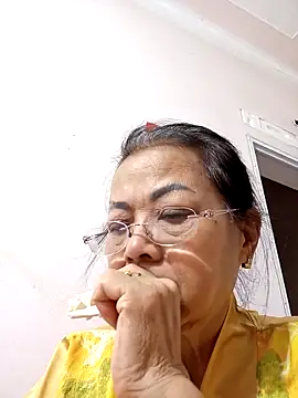 Hotestlove online show from 10.24.25