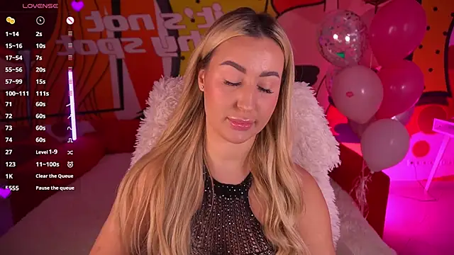 LiaBrazzerr online show from 02.16.26