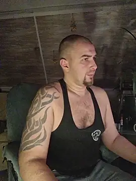 Foxyshaved online show from 11.22.25