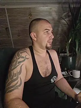 Foxyshaved online show from 11.23.25