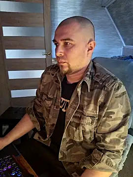 Foxyshaved online show from 03.24.26