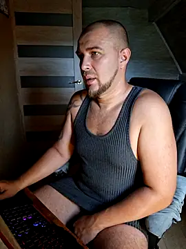 Foxyshaved online show from 07.20.26