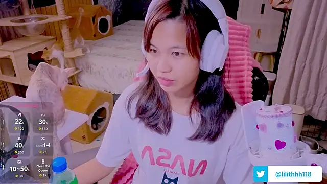Snapshot of Kana_G chatting on 06.24.26 Kana G online show from 06.24.26