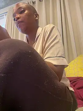 Snapshot of slimcateee chatting on 07.17.26 slimcateee online show from 07.17.26