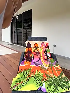 Snapshot of emma4xxx chatting on 02.07.25 emma4xxx online show from 02.07.25