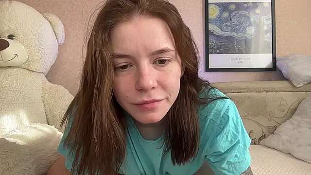 Snapshot of mia___mi chatting on 03.20.25 mia mi online show from 03.20.25