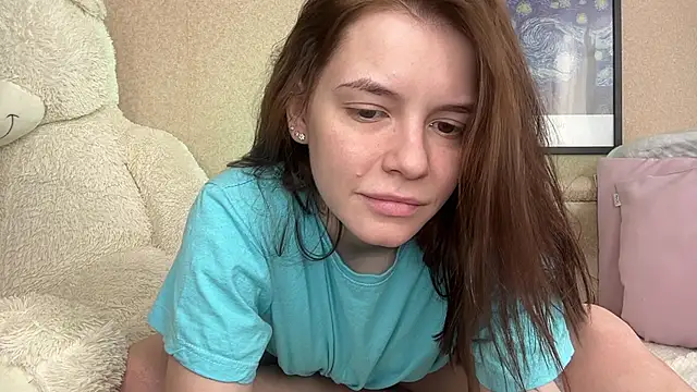 Snapshot of mia___mi chatting on 03.20.25 mia mi online show from 03.20.25