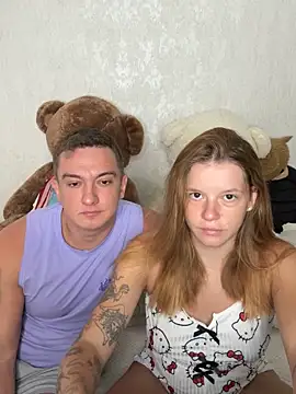 Snapshot of mia___mi chatting on 09.29.25 mia mi online show from 09.29.25