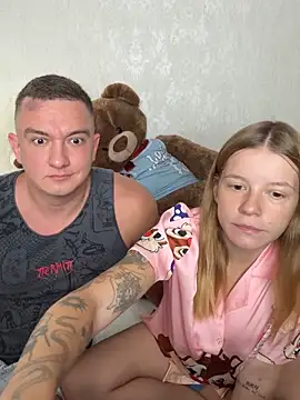 Snapshot of mia___mi chatting on 10.01.25 mia mi online show from 10.01.25