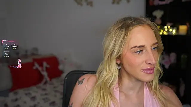 Nicolette  Shea  online show from 12.22.24