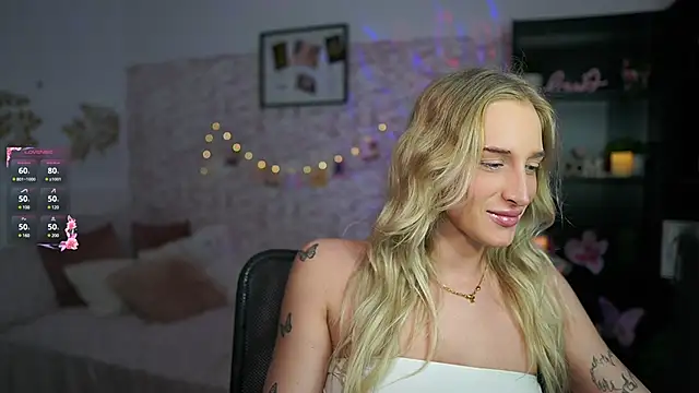 Nicolette  Shea  online show from 03.09.25