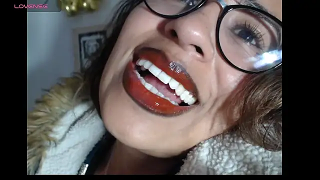 fantasty nylon online show from 01.23.25