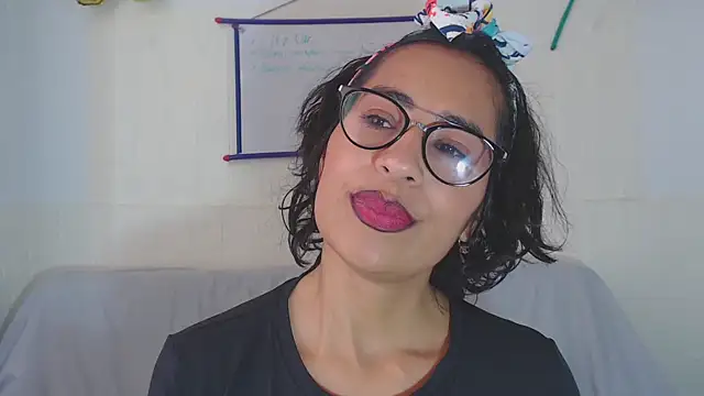 fantasty nylon online show from 09.11.25