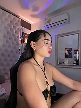 ZarahEvans online show from 11.22.25