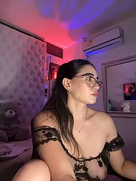 ZarahEvans online show from 12.01.25