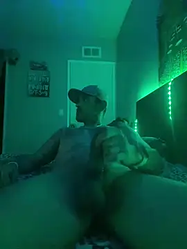 Snapshot of RoodoggXL chatting on 01.23.25 RoodoggXL online show from 01.23.25