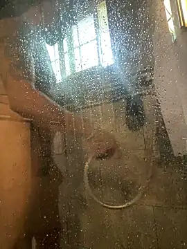 Snapshot of RoodoggXL chatting on 03.04.25 RoodoggXL online show from 03.04.25