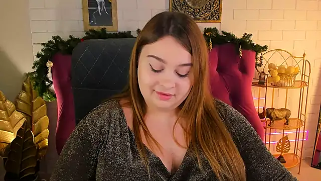 Snapshot of KimberlyMaran chatting on 12.15.24 KimberlyMaran online show from 12.15.24