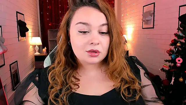 Snapshot of KimberlyMaran chatting on 12.18.24 KimberlyMaran online show from 12.18.24